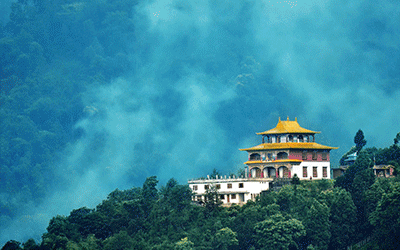 Himalayan Hues: Gangtok & Darjeeling Escape