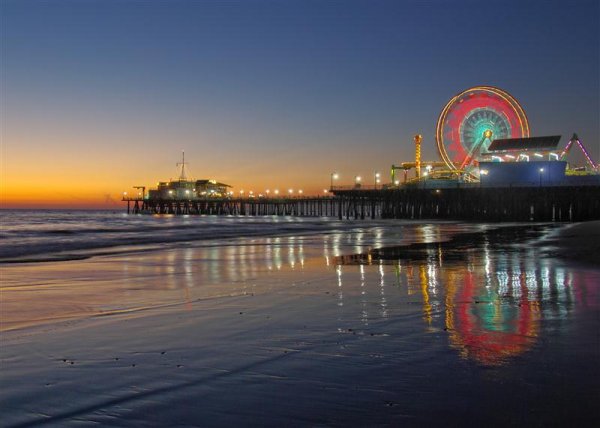 Santa-Monica-night-Medium.jpg