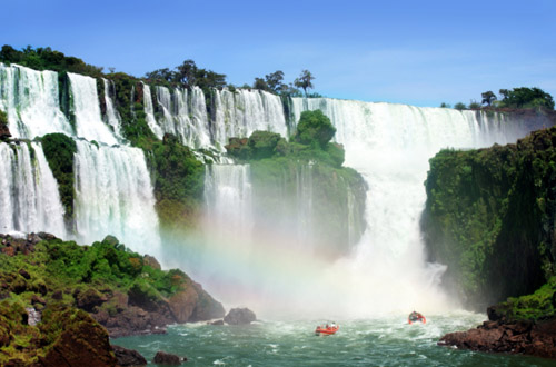 iguazu-falls-boats.jpg