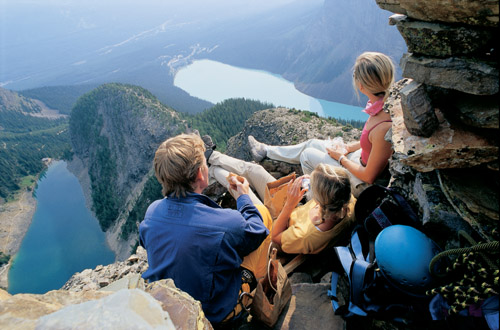 lake-louise-family.jpg